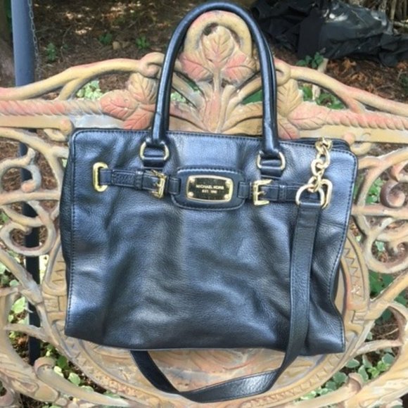 Michael Kors black purse with gold hardware - Picture 2 of 11